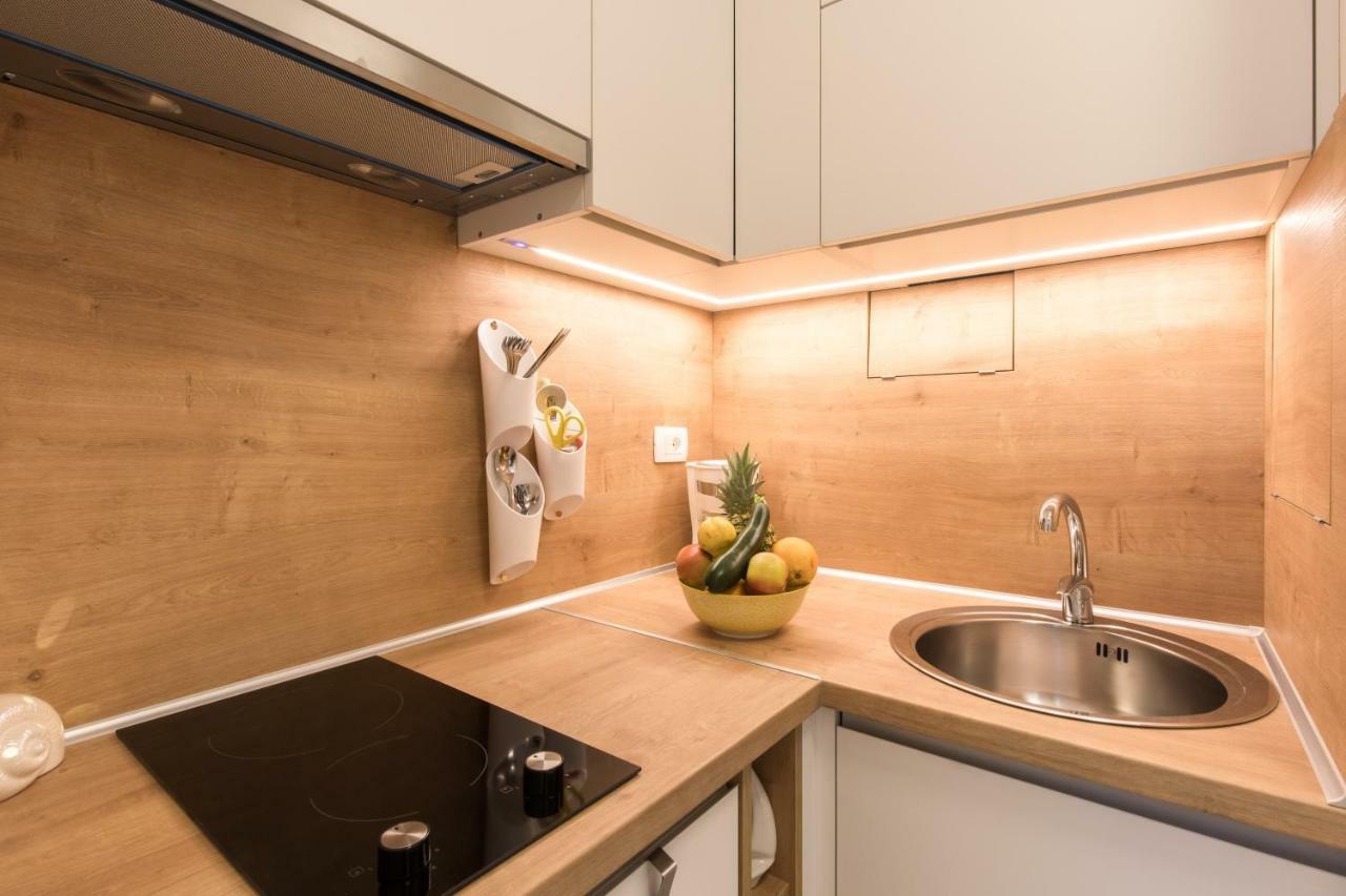 Studio Apartment Lucija Krk Town Bagian luar foto